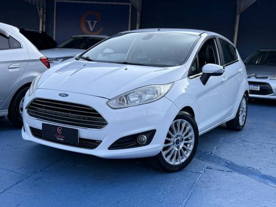 FORD FIESTA 1.6 TITANIUM HATCH 16V FLEX 4P POWERSHIFT